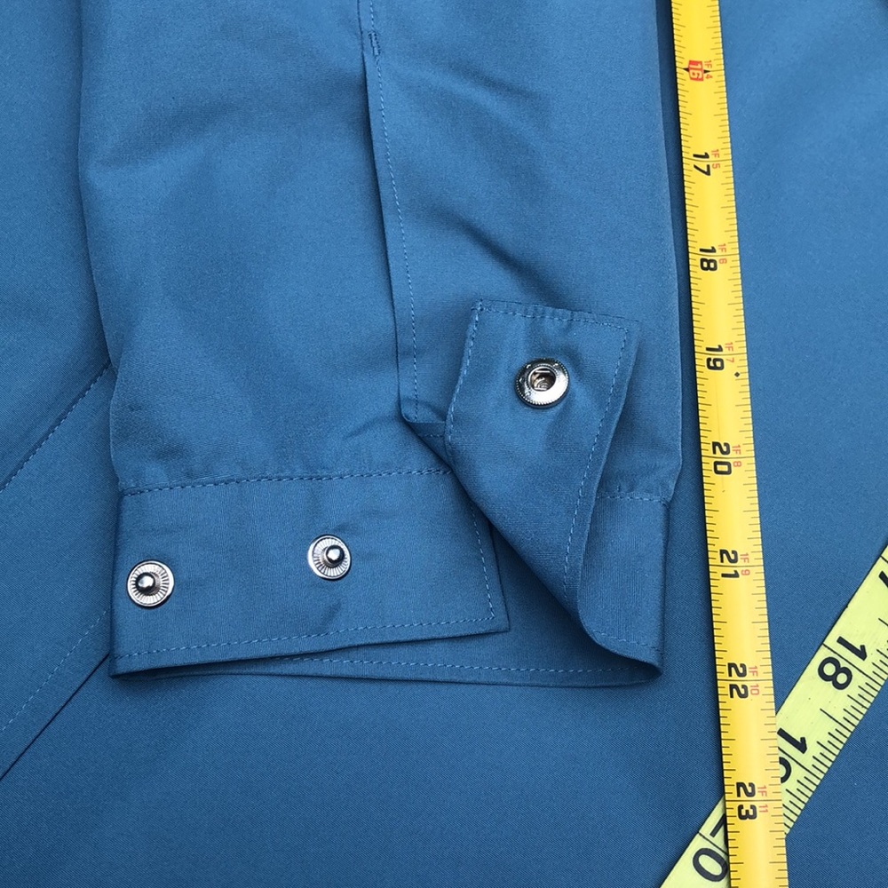 Izod Jacket - Picture 11 of 12